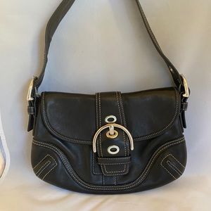 COACH Black Leather Buckle Front w/Black lining